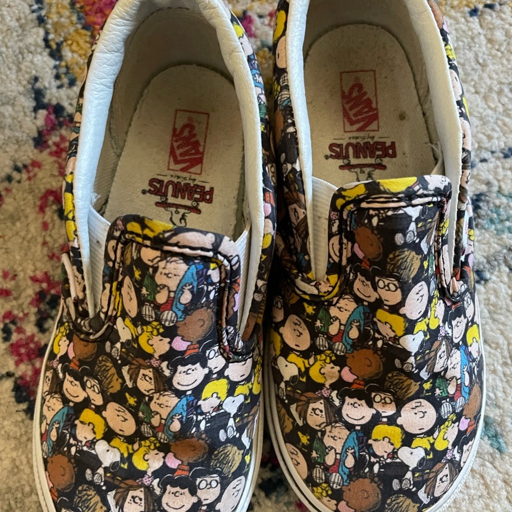 Charlie Brown slip on Vans.